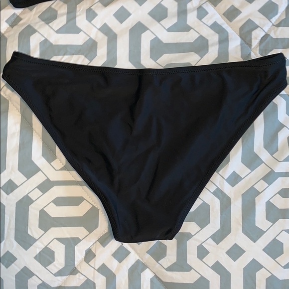 Cupshe 2 piece swimwear - Picture 4 of 6